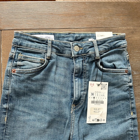 Zara Denim - Zara womens Light Blue Skinny Jeans